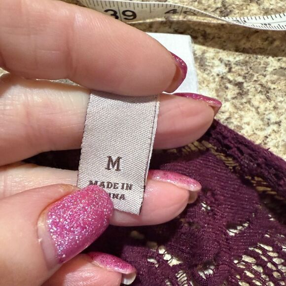 Knox Rose Maroon Thermal Knit Crochet Blouse Medium - Picture 6 of 11